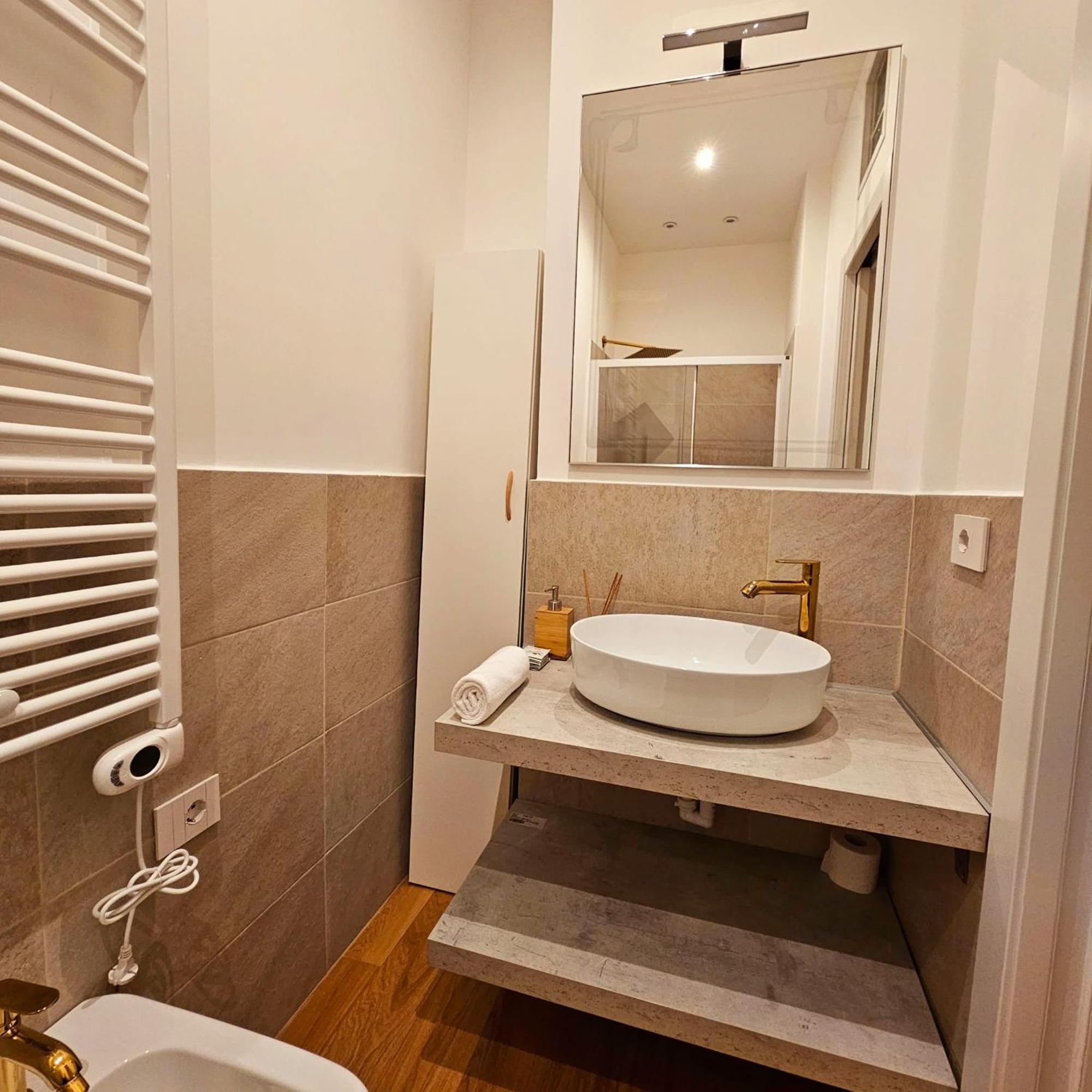 Cozy Apartment Between Sempione, City Life And Mico ! Milano Esterno foto